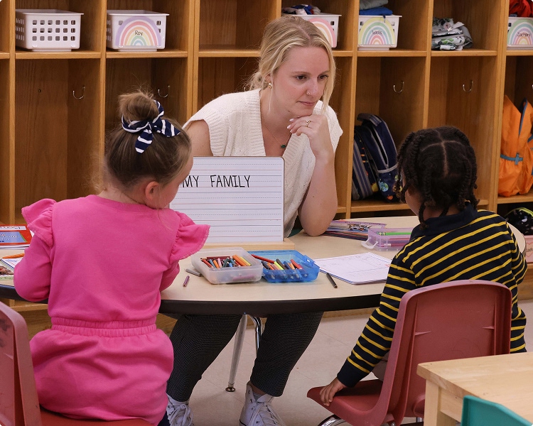 CHDS-preKK-main Pre-K students learning to read